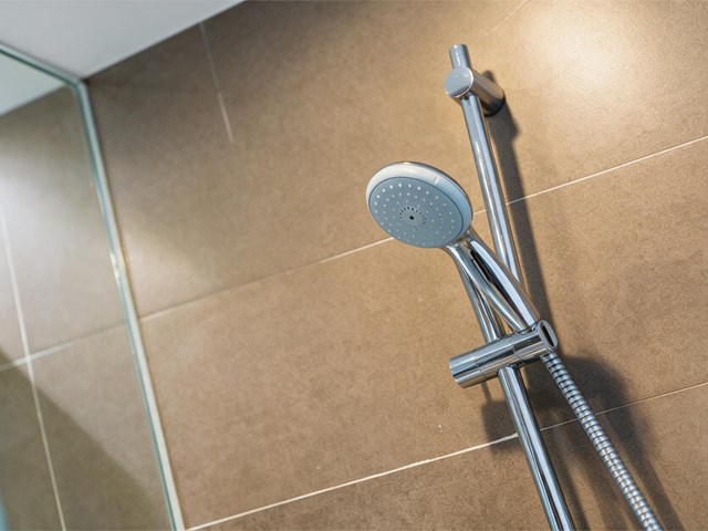 Cómo conseguir un baño más accesible y seguro cambiando la bañera